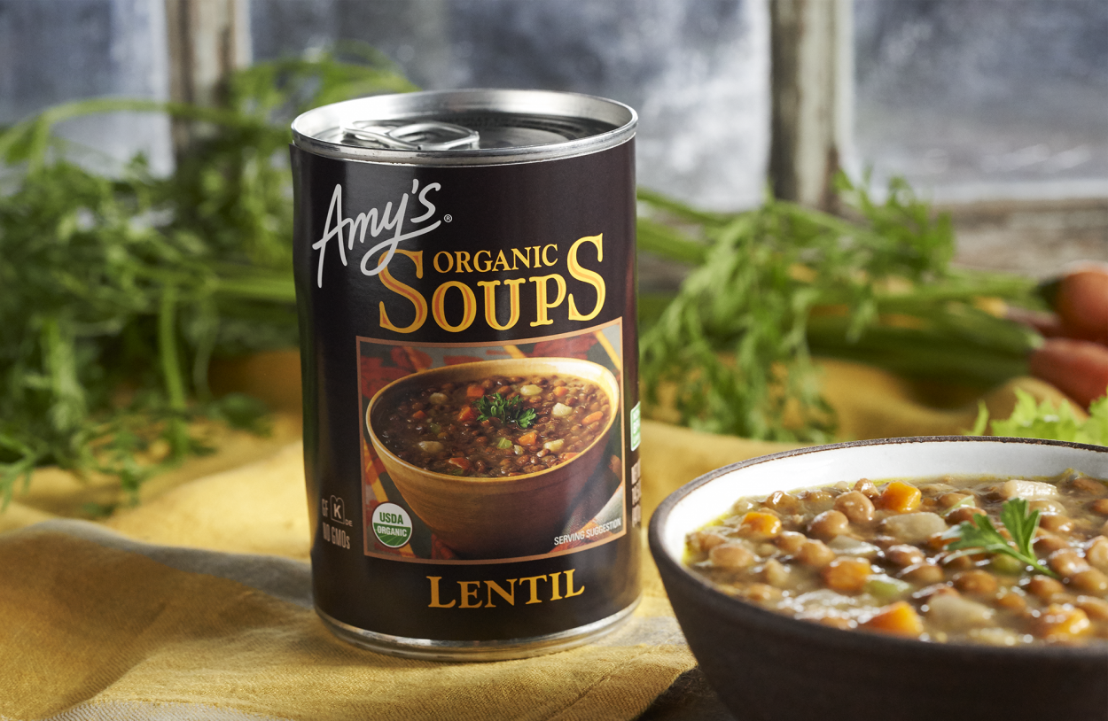 A can of Amy's lentil soup on a table